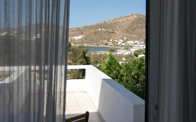 Armadoros Hotel Ios Backpackers