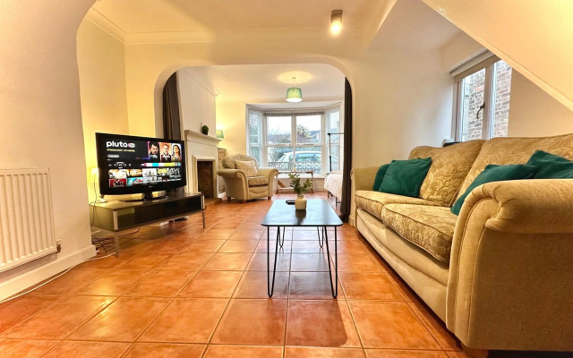 EasyRest Apartments Spalding - Whole Private House - Sleeping 5