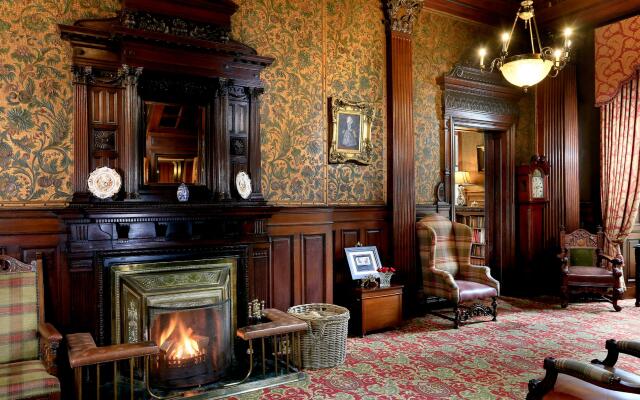 Macdonald Norwood Hall Hotel