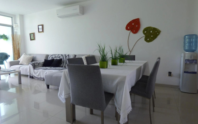 Costa Azul Suites 401