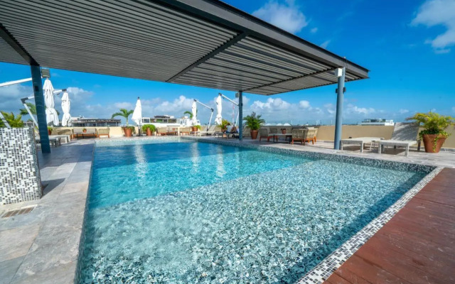 2 Suites, Terrace + Pool - Steps to Indigo Beach!