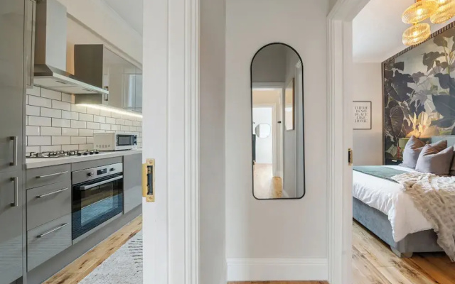 Avari Apartments - Notting Hill