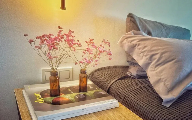House Sleeps 4 - Parking-balcony-seaview - New