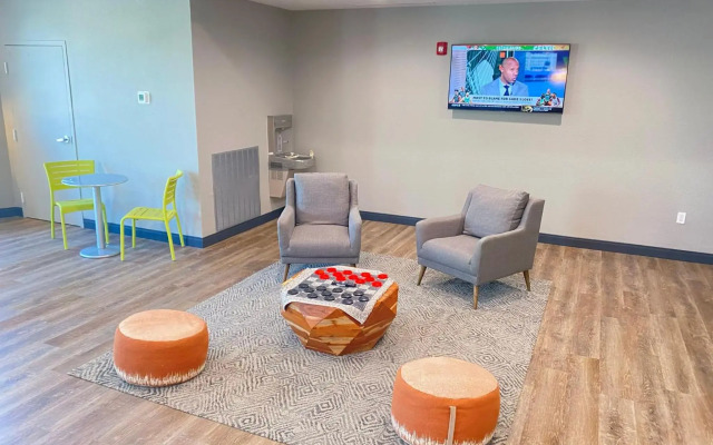 Candlewood Suites Bowling Green by IHG