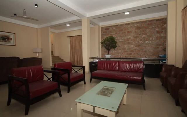 OYO 111 Sea Shine Beach Hotel