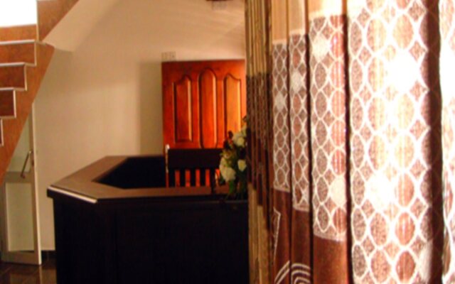 Neo Holiday Home