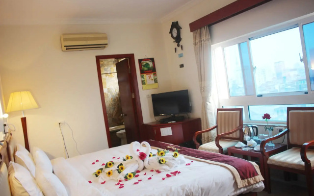 A25 Hotel - 221 Bach Mai