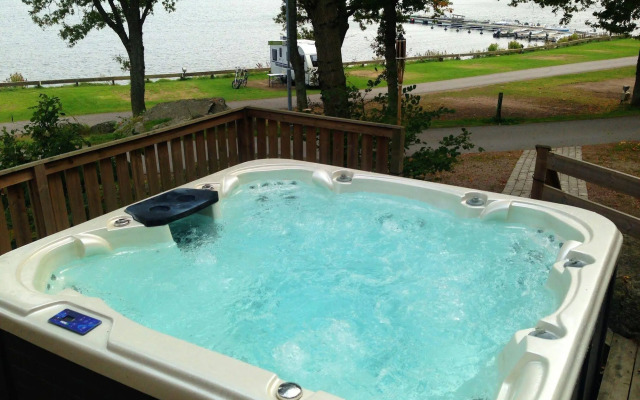 Dragsö Camping & Stugby AB