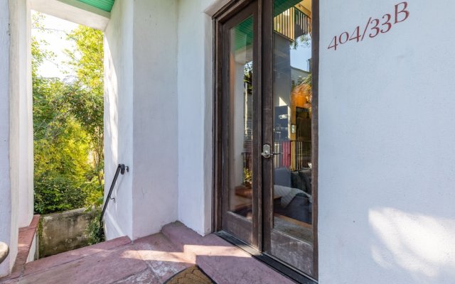 Perfect Location in Downtown Charleston