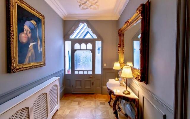 Fabulously Unique 3BD Home Sunderland