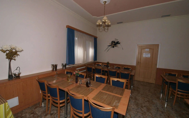 Holiday Hotel Macocha