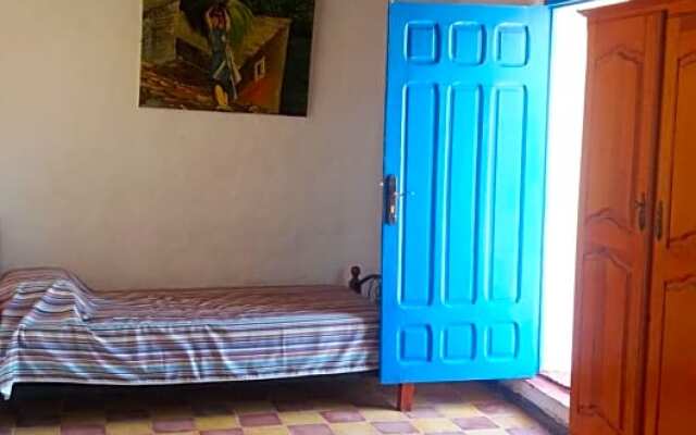 Relais De Tahla Sarl
