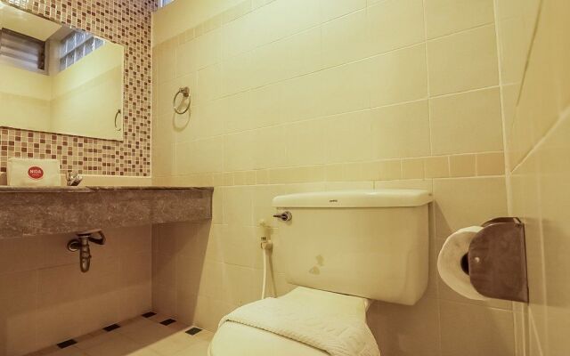 曼谷奈达詩娜卡琳双朗52号酒店(Nida Rooms Srinakarin 52 Suanluang)