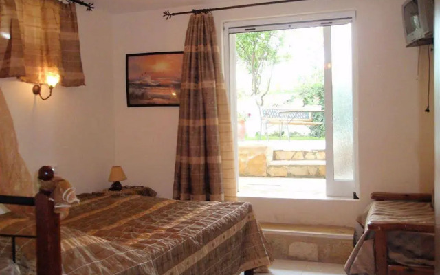 Villa Olga Apartments & Studios