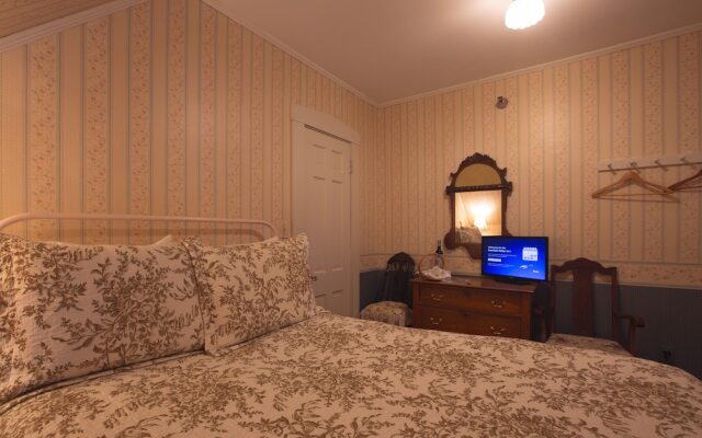 Deerfield Valley Inn