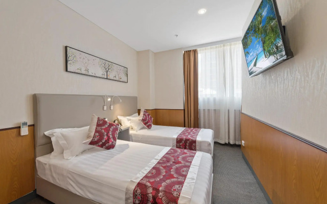 YEHS Hotel Sydney QVB