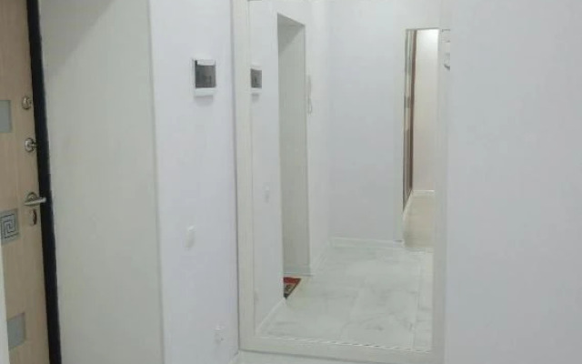 Apartment Beside Ibis Hotel