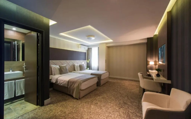 Garni Hotel Aveny