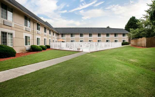 Baymont Inn & Suites by Wyndham Braselton