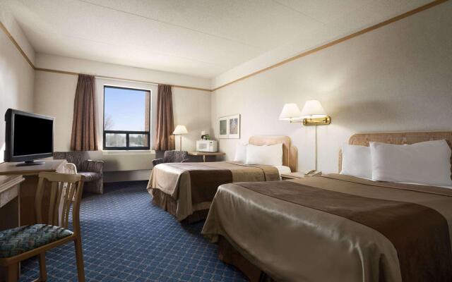 Travelodge by Wyndham Chatham