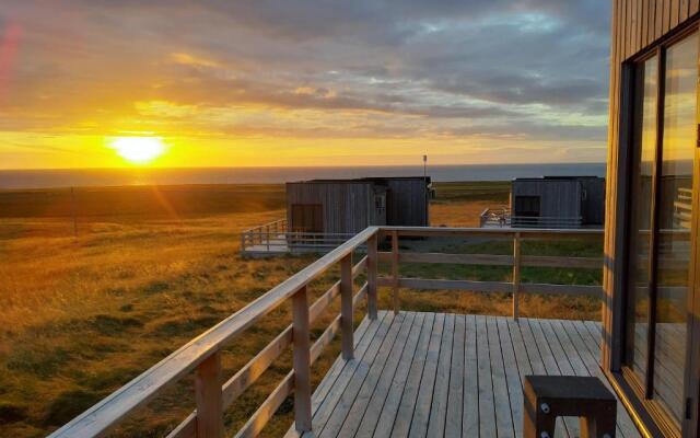 Dis Cottages