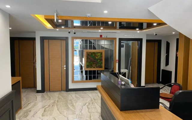Akin Suit Otel