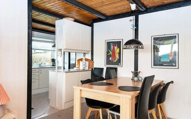 6 Person Holiday Home in Ronde