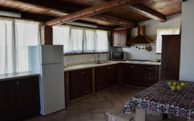 Casale Cugni With Swimming Pool for Exclusive use - air Conditioned - Wi-fi