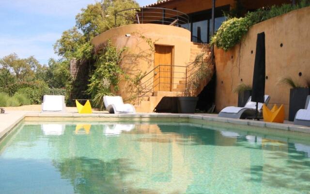 Beautiful Villa With a Private Pool in Var