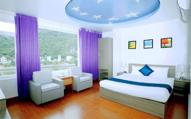 Cat Ba Central Hotel II - Hostel