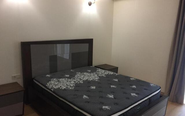 Orbi Plaza David Apt.