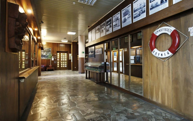 Dom Marynarza Hotel