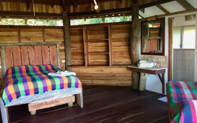 Costa Dulce Ecolodge and Retreat Center