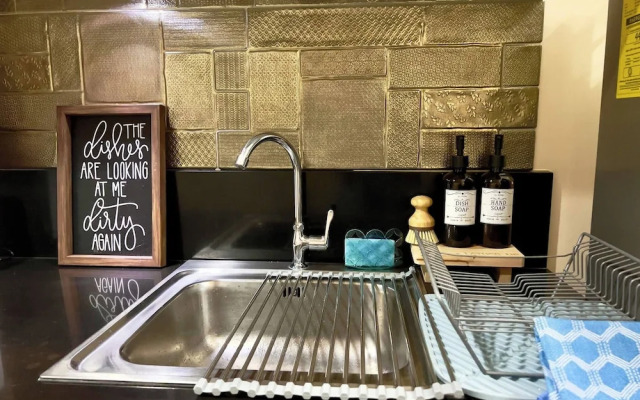 Urban Retreat at Shell Residences With Netflix 300mbps Wifi