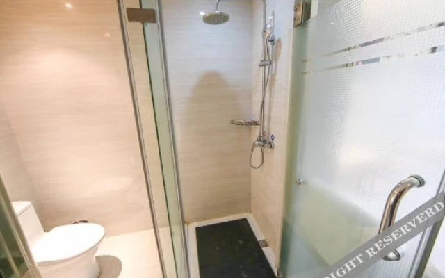 Shengzhou Xuming Business Hotel