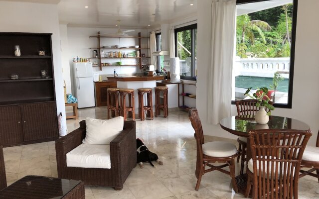 Argonauta Boracay Boutique Hotel with Apartments and Villas