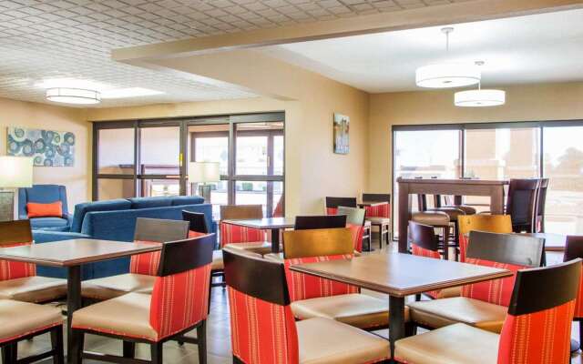 Comfort Inn Dayton - Huber Heights