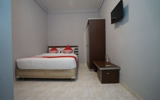 OYO 1333 Costarina – Guest Rooms – Palembang