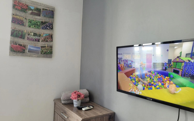 Seri Kembangan Facilities Level Free WIFI Cozy Home - 3Elements