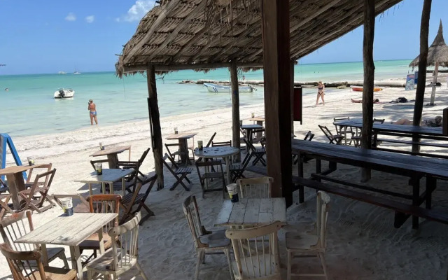 Beach Club Escape Holbox