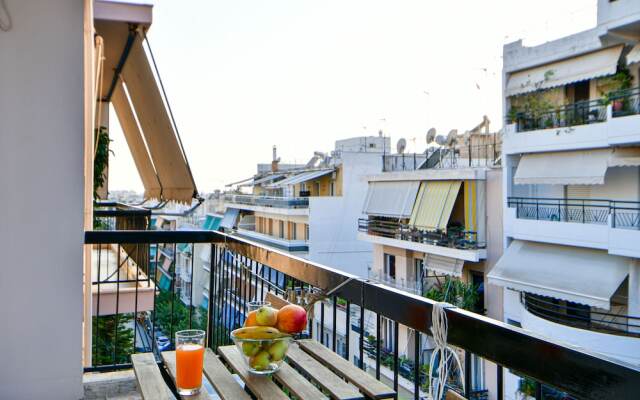 Athenian sunny apartment