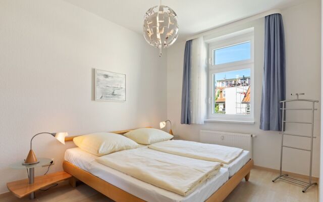 Modern Apartment in Ostseebad Kühlungsborn Near Seabeach
