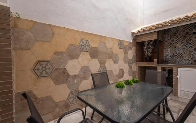 CENTER MODERN 1BR 2Bth TERRACE WI-FI AC