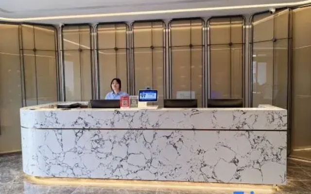 Heyi Hotel (Xinxi Market Seafood Street Branch)