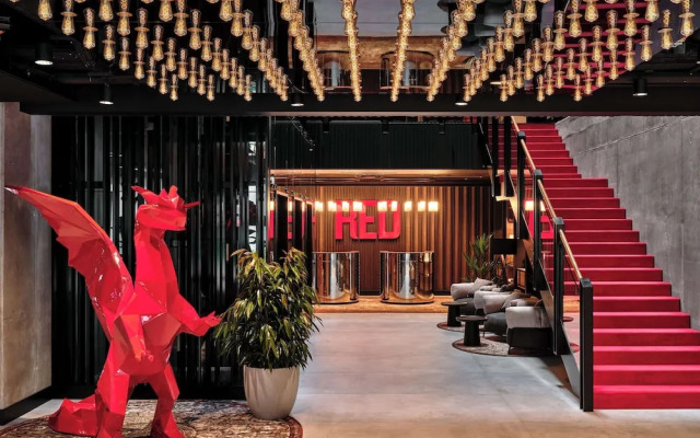 Radisson RED Hotel & Radisson RED Apartments, Kraków