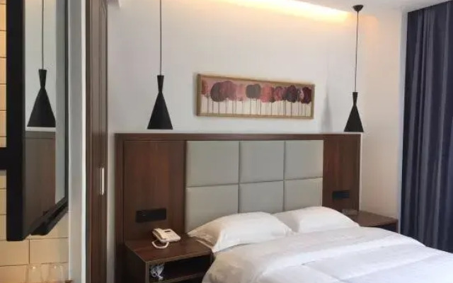 Yuyao Jjiangnanbusiness Hotel