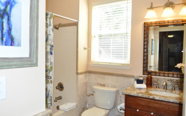 Turnberry 8546 (2G) - 3BR 2BA - (6)