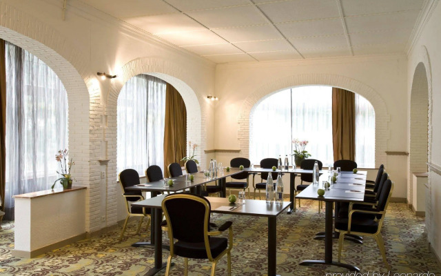 Sandton Hotel De Roskam