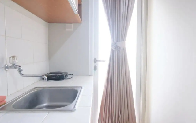 Great Deal 2Br At Apartment Parahyangan Residence