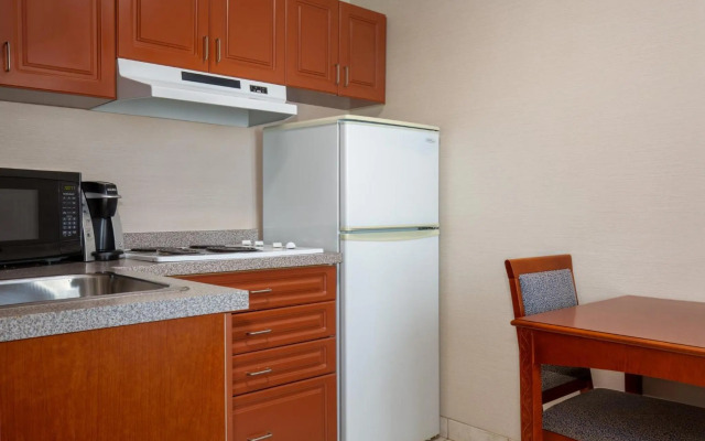 Holiday Inn Express Hotel & Suites Barrie by IHG